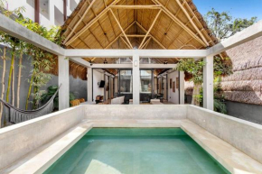 Lux Villa Only 5 Min to Beach!